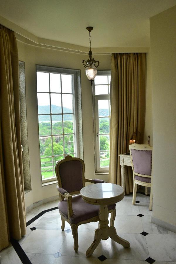 เดอะ เกห์ลูร์ Hotel อุเดเปอร์ ภายนอก รูปภาพ
